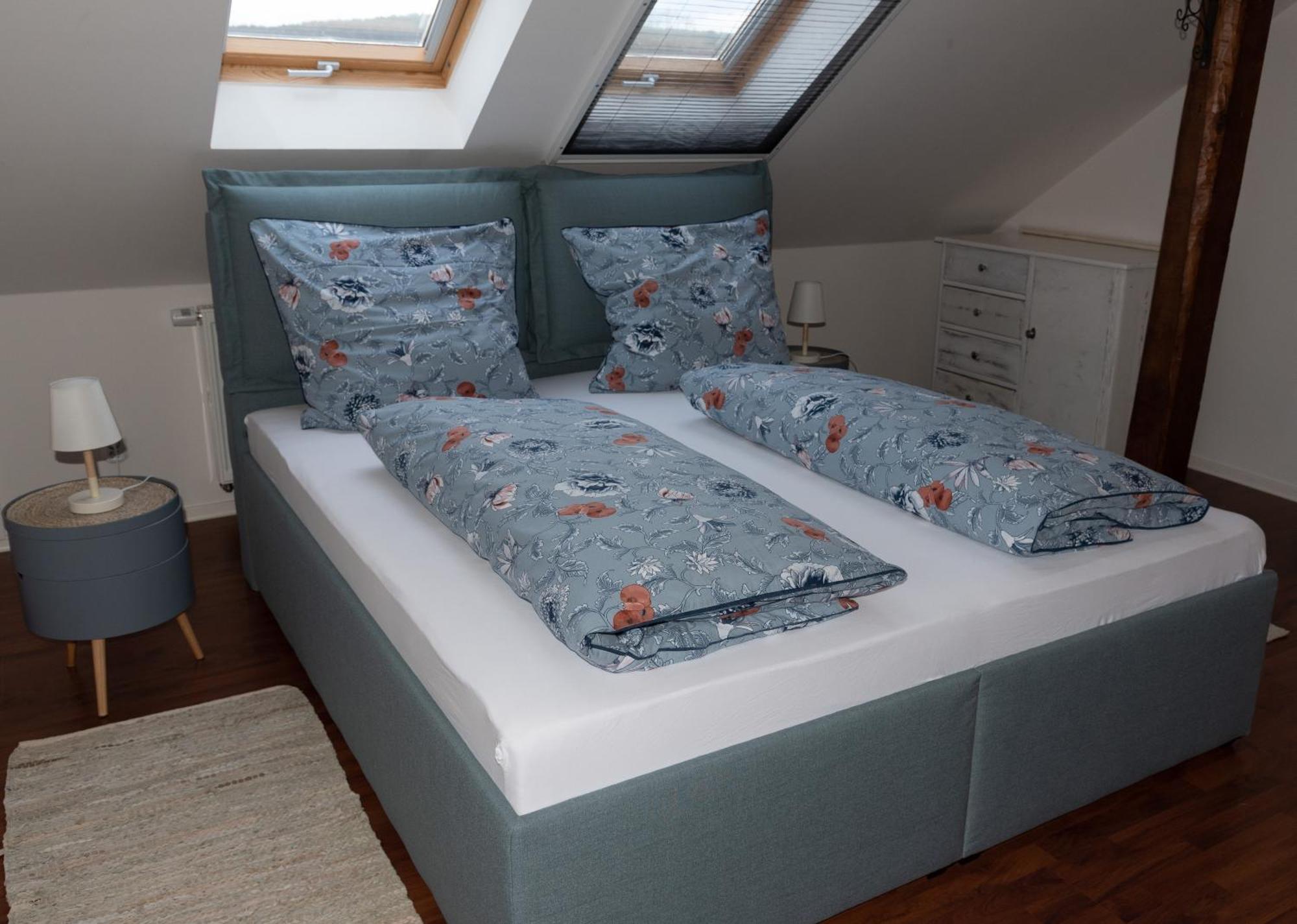 Moderne, Gemuetliche Dg-Wohnung In Ruhiger Lage 네운부르그포름발트 외부 사진