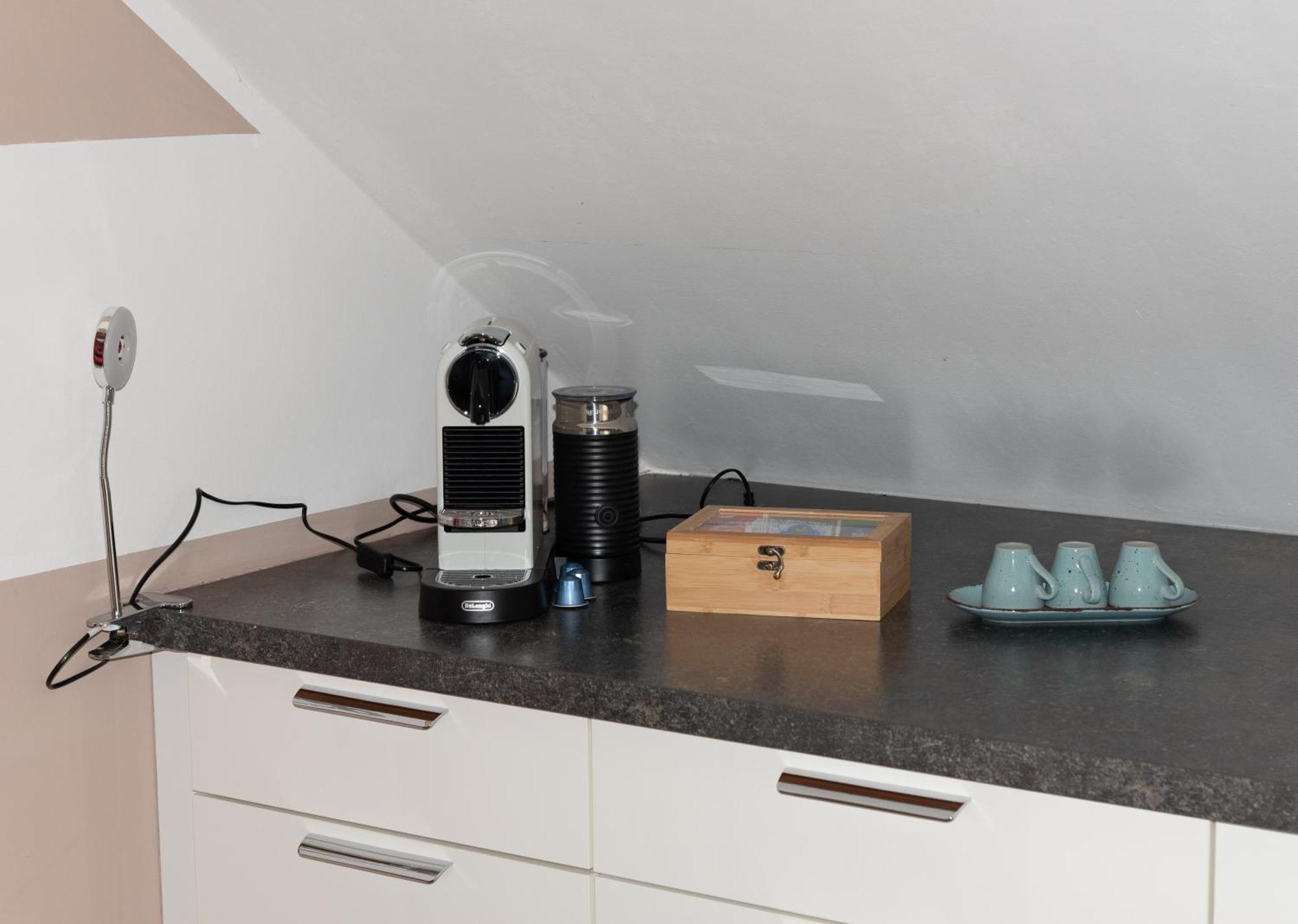 Moderne, Gemuetliche Dg-Wohnung In Ruhiger Lage 네운부르그포름발트 외부 사진