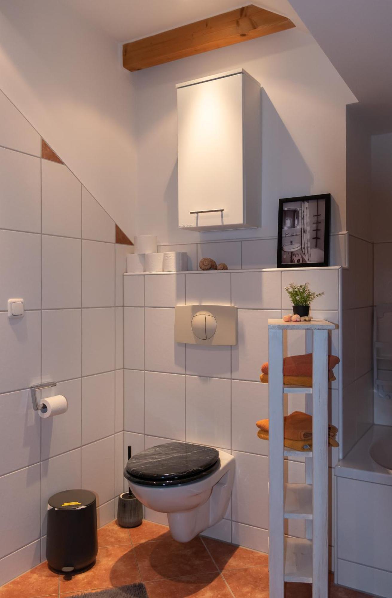 Moderne, Gemuetliche Dg-Wohnung In Ruhiger Lage 네운부르그포름발트 외부 사진
